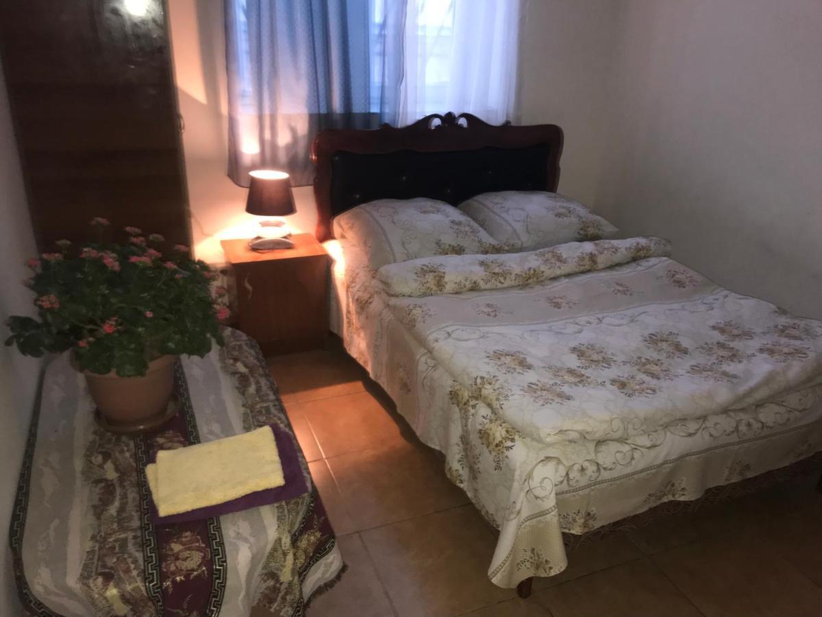 Light Guest House Gyumri Exterior photo