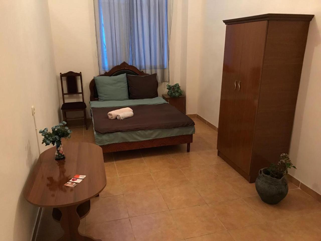 Light Guest House Gyumri Exterior photo